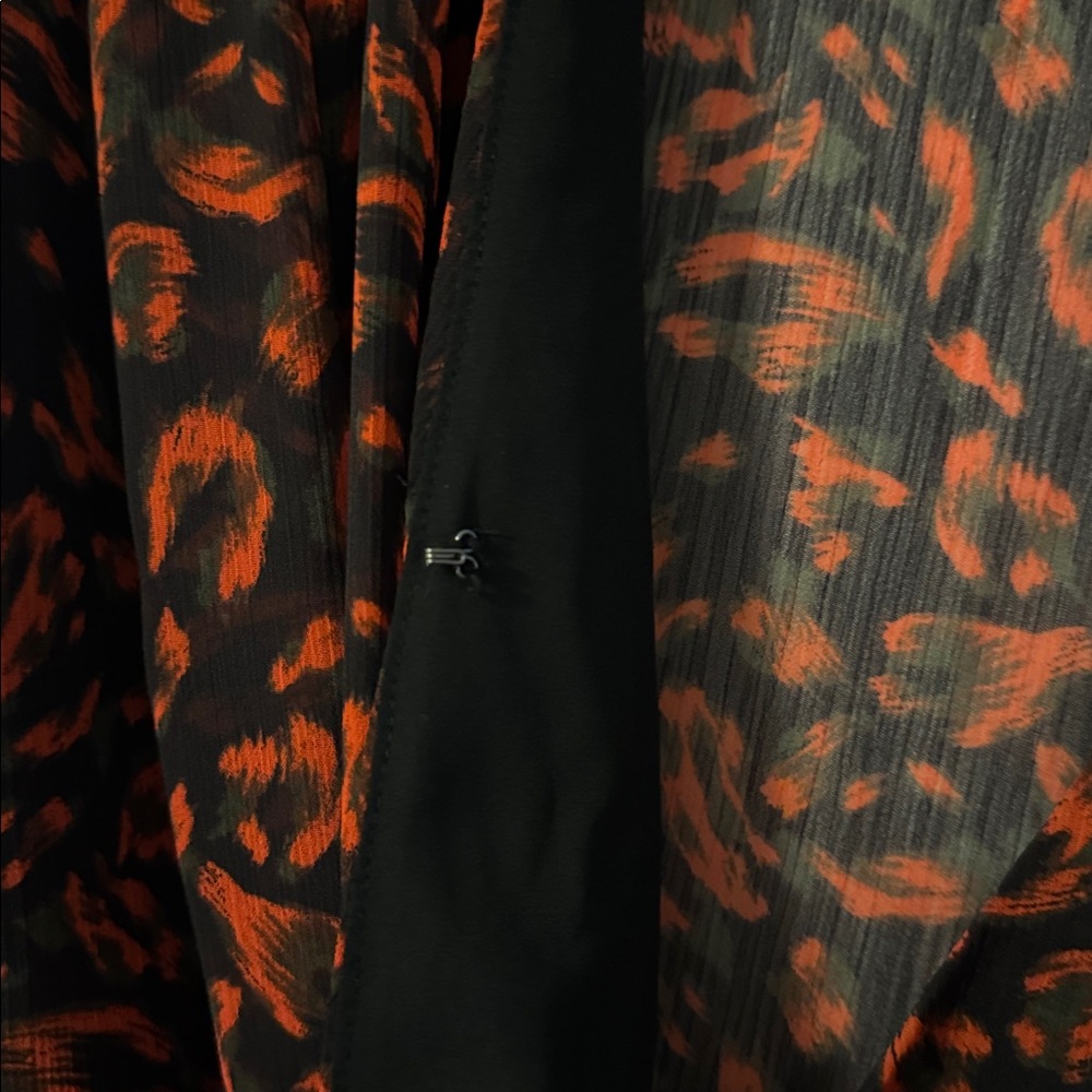 ASTR the Label Leopard Print Faux Wrap - Peplum Top - Picture 3 of 4